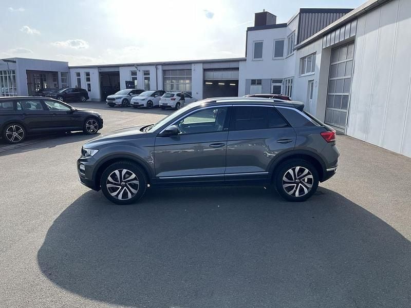 Gebraucht VW T-Roc Active 150 PS (110 kW) 2022 Indiumgrau SUV