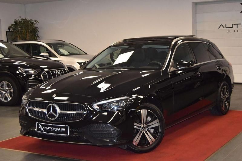 Gebraucht Mercedes C300e 204 PS (150 kW) 2023 Schwarz Kombi
