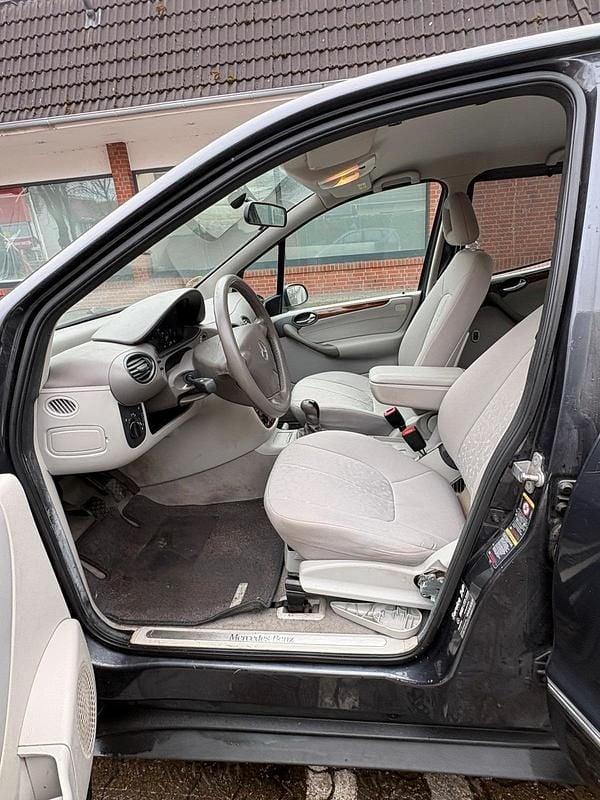 Gebraucht Mercedes A160 Elegance 102 PS (75 kW) 2003 Blau Kleinwagen