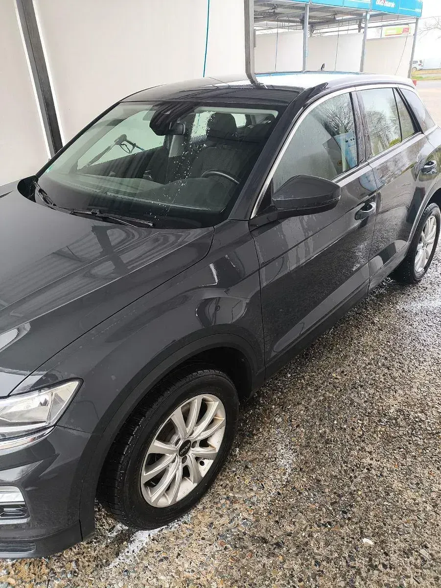 Occasion VW T-Roc 116 ch (85 kW) 2018 Gris SUV