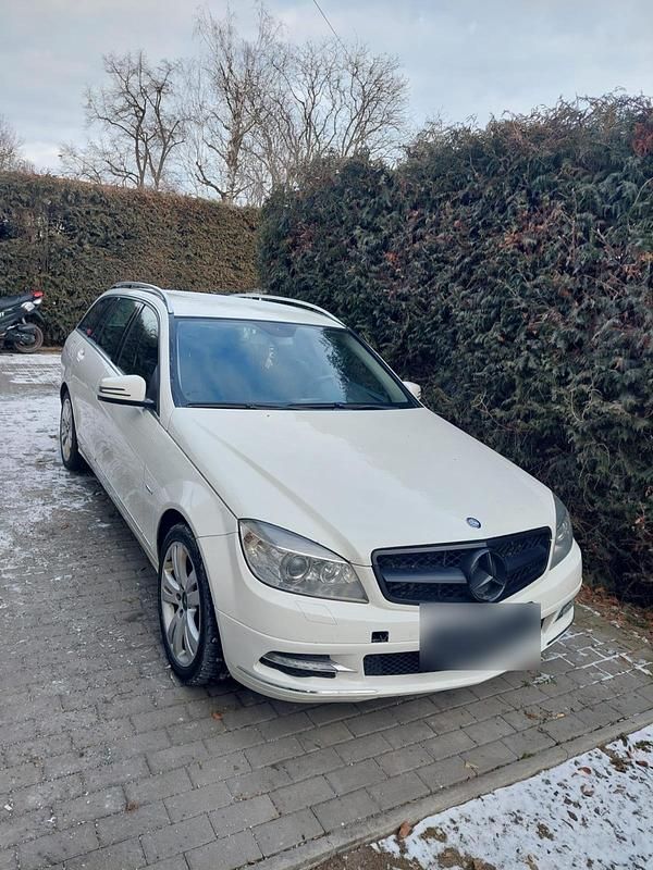 Gebraucht Mercedes C350 231 PS (169 kW) 2010 Weiß Kombi