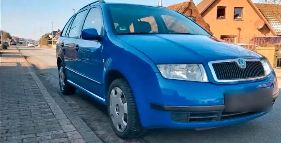 Gebraucht Skoda Fabia 64 PS (47 kW) 2003 Blau Limousine