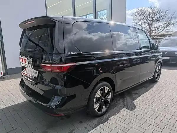 Nouă VW Multivan 150 CP (110 kW) 2026 4 armlehnen beidseitig an zweiter sitzreihe Monovolum