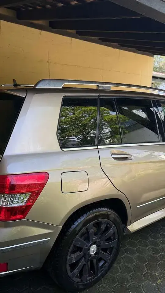 Gebraucht Mercedes GLK220 170 PS (125 kW) 2009 Gold SUV
