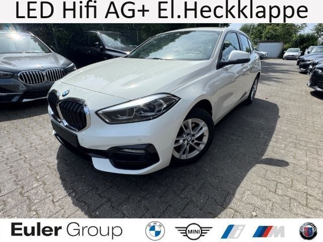 Weiss Gebraucht 2023 BMW 118 Sport Line Kleinwagen | 25.233 € (Guter Preis) - Bild 1/4