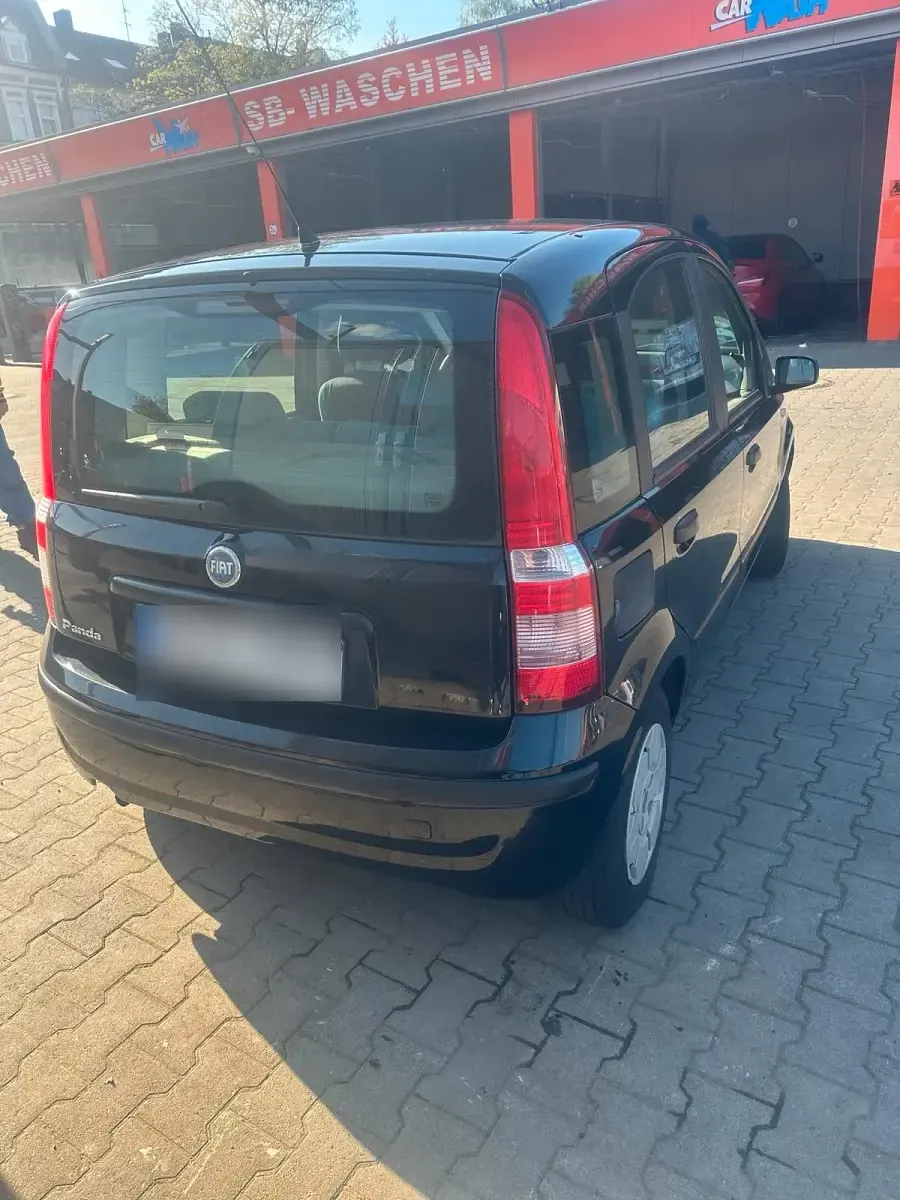 Używany Fiat Panda 70 KM (51 kW) 2006 Czarny Hatchback