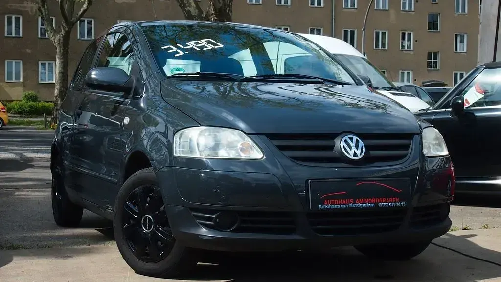 Używany VW Fox Refresh 54 KM (39 kW) 2009 Szary Hatchback