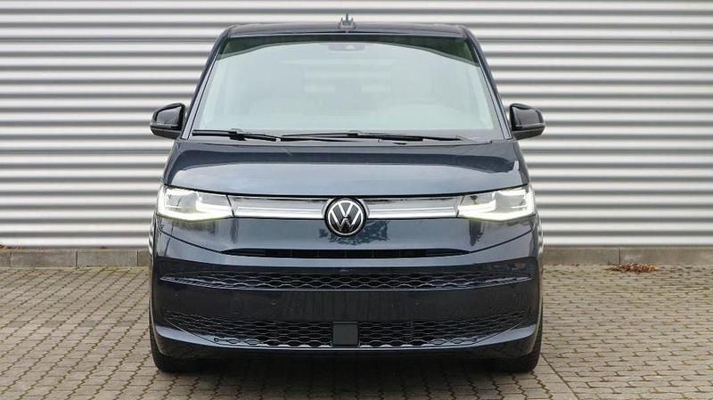 Gebraucht VW Multivan Style 150 PS (110 kW) 2024 Blau Van