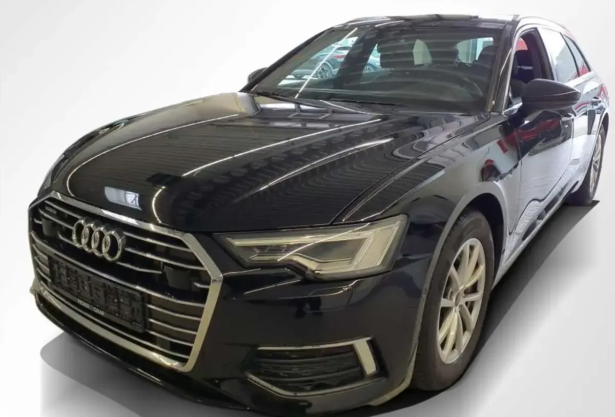 Gebraucht Audi A6 Design 265 PS (194 kW) 2023 Mythosschwarz metallic Kombi