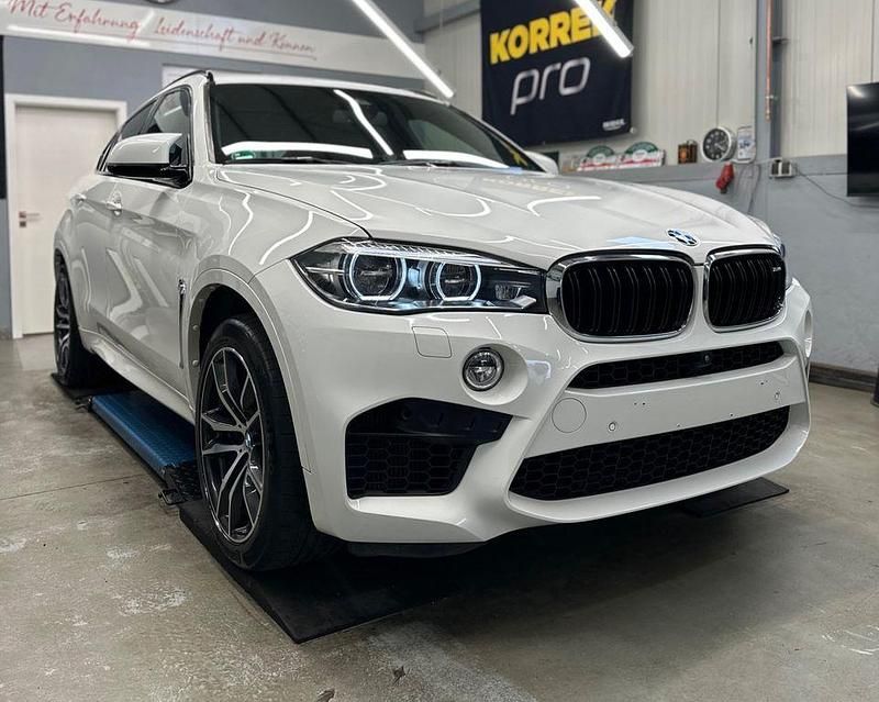 Weiß Gebraucht 2017 BMW X6 M Performance SUV | 39.990 € (Fairer Preis) - Bild 1/4