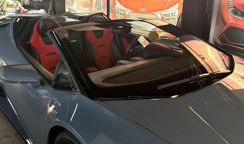 Gebraucht Lamborghini Huracán 610 PS (448 kW) 2022 Grau Cabrio