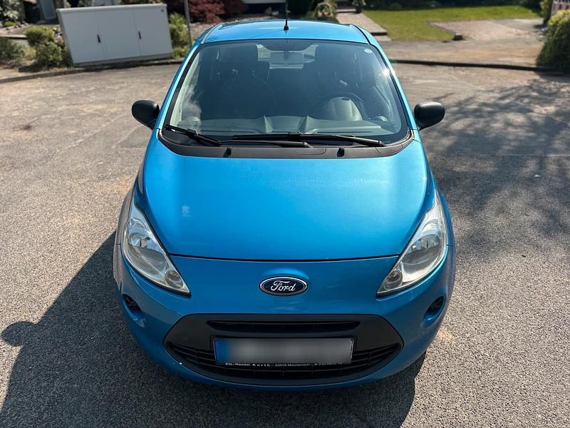 Second-hand Ford Ka 69 CP (50 kW) 2013 Albastru Hatchback