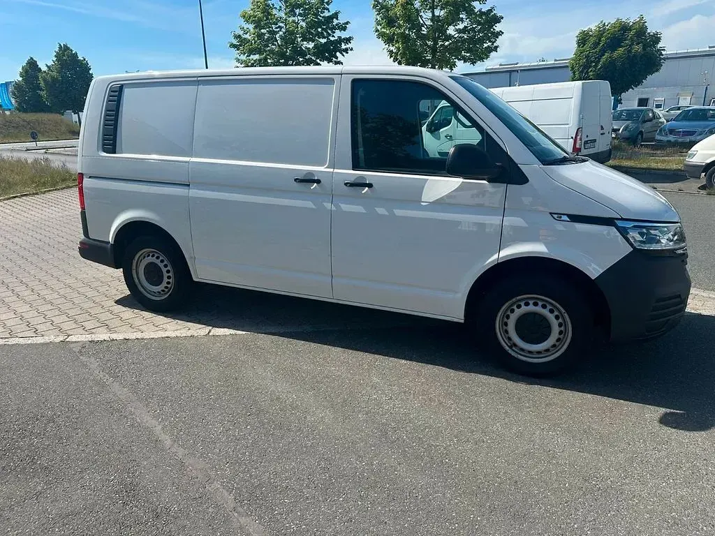 Gebraucht VW Transporter 150 PS (110 kW) 2020 Weiß Van
