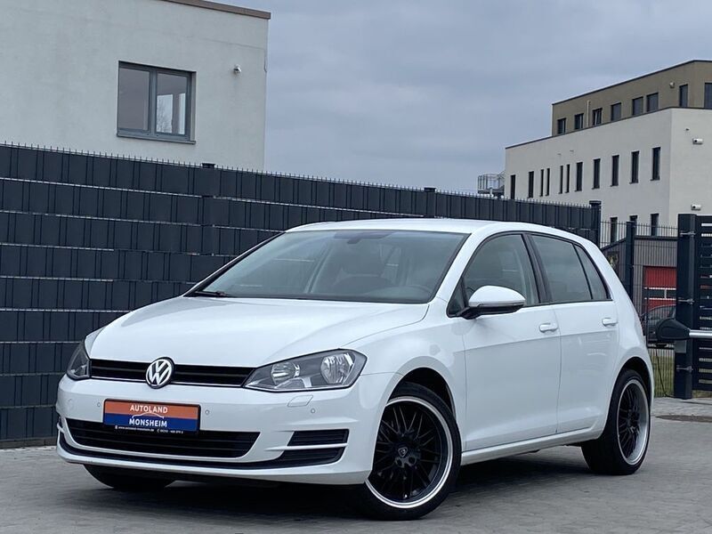 Weiß Gebraucht 2014 VW Golf VII Limousine | 7.450 € (Fairer Preis) - Bild 1/4
