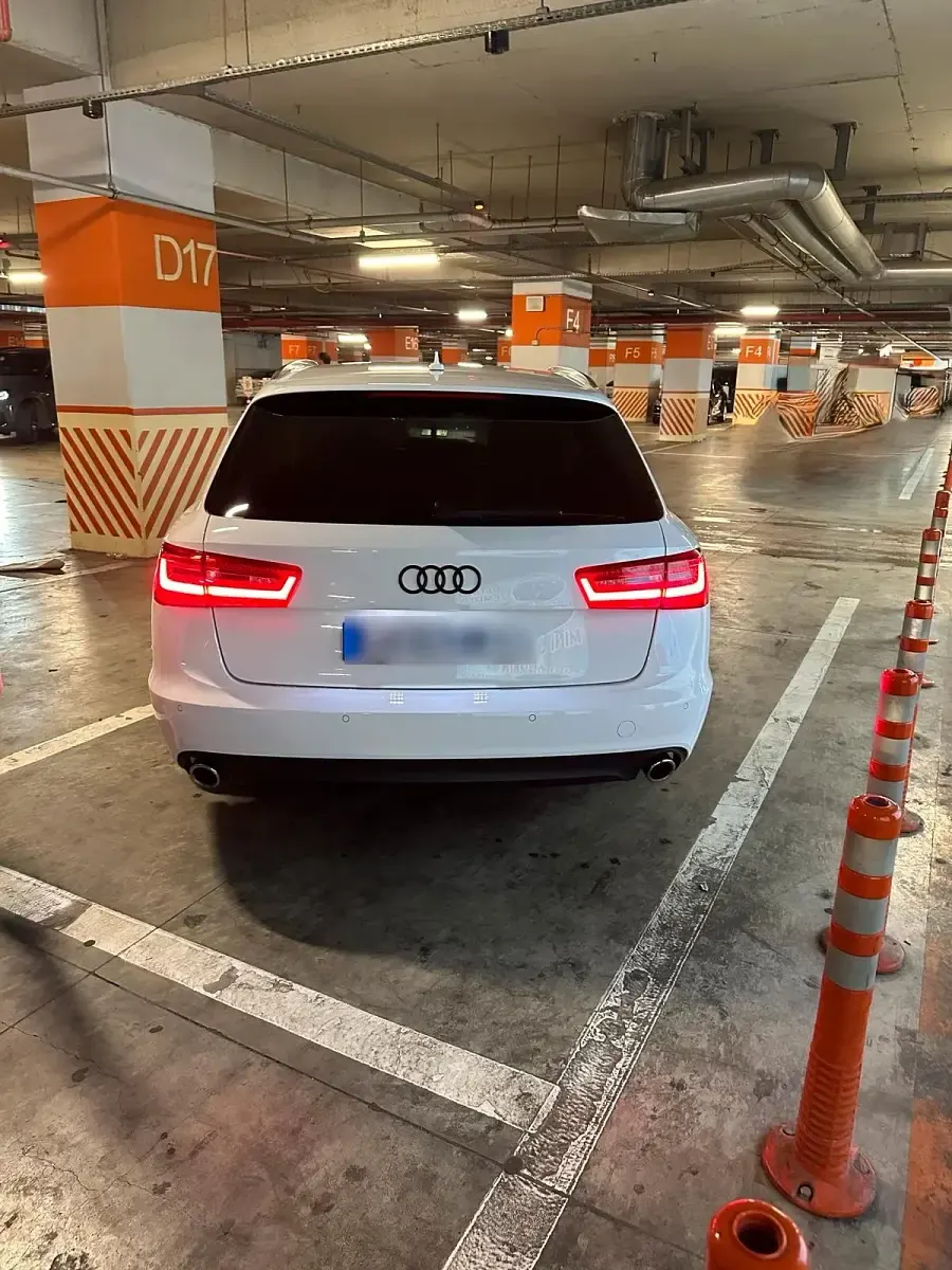 Second-hand Audi A6 Comfort 204 CP (150 kW) 2012 Alb Break