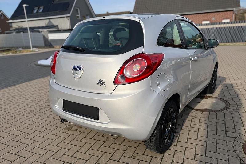 Gebraucht Ford Ka 69 PS (50 kW) 2008 Silber Kleinwagen