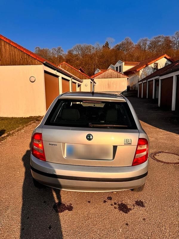 Gebraucht Skoda Fabia 54 PS (39 kW) 2007 Silber Kleinwagen