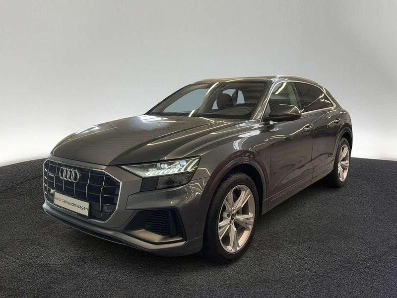 Gebraucht Audi Q8 Sport 381 PS (280 kW) 2022 6y daytonagrau perleffekt (metallic) SUV