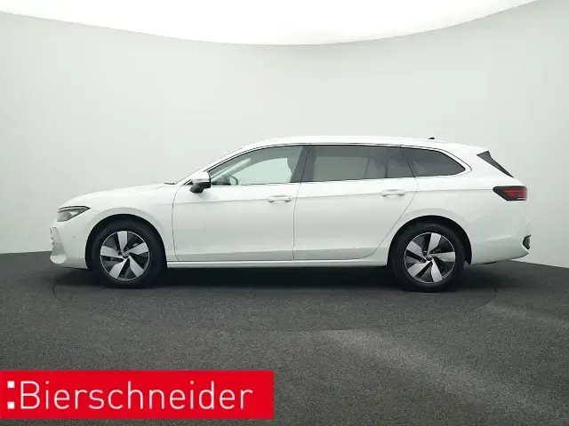 Gebraucht VW Passat Business 150 PS (110 kW) 2025 Weiss Kombi