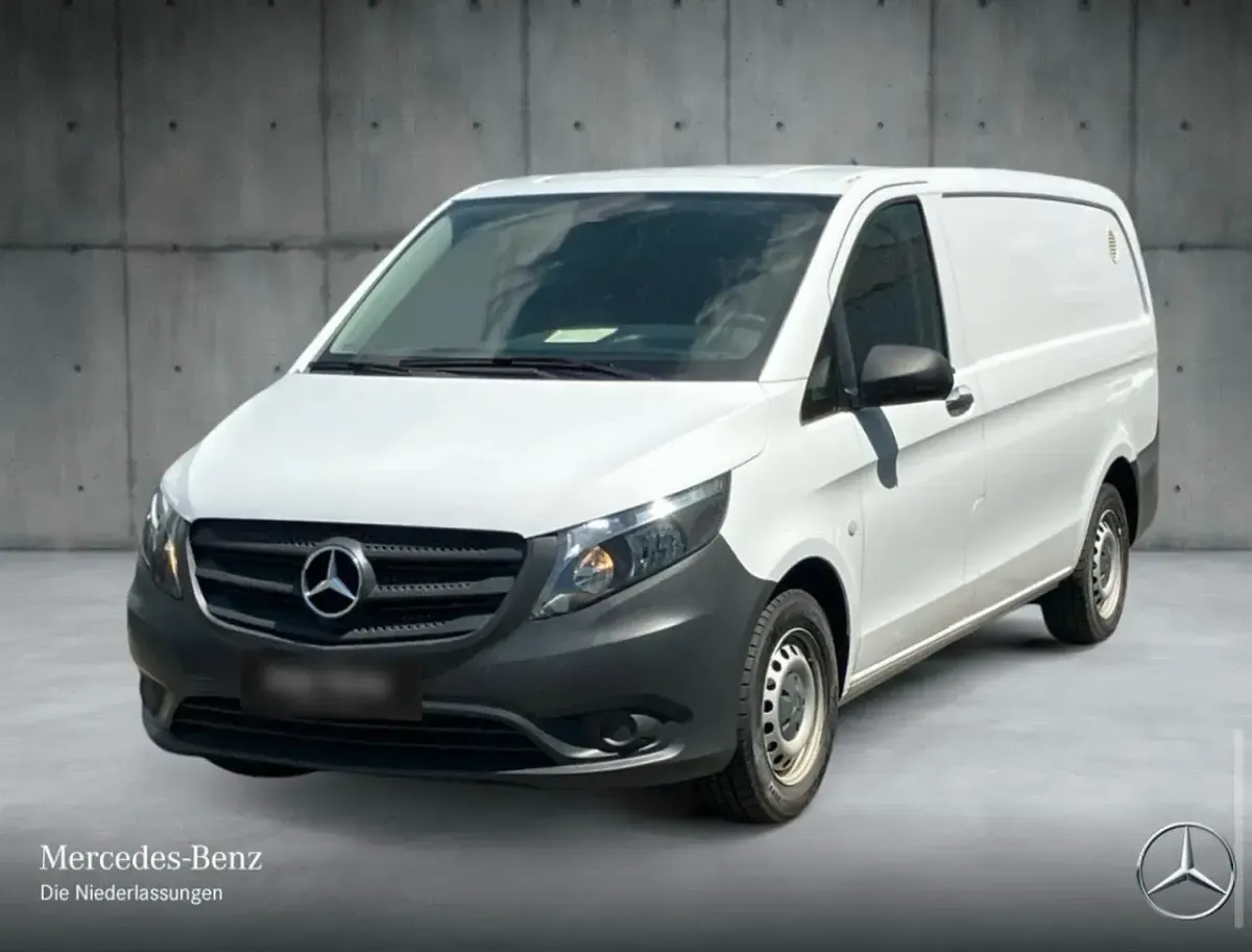 Gebraucht Mercedes Vito 102 PS (75 kW) 2021 Weiß Van