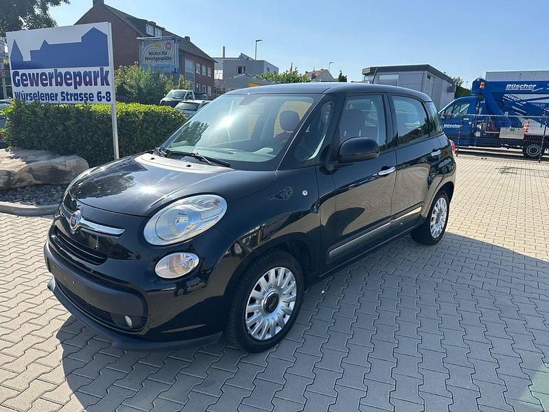 Nero profondo/cattivo/kyalami Gebraucht 2014 Fiat 500L Pop Star Van / Kleinbus | 5.990 € (Fairer Preis) - Bild 1/4