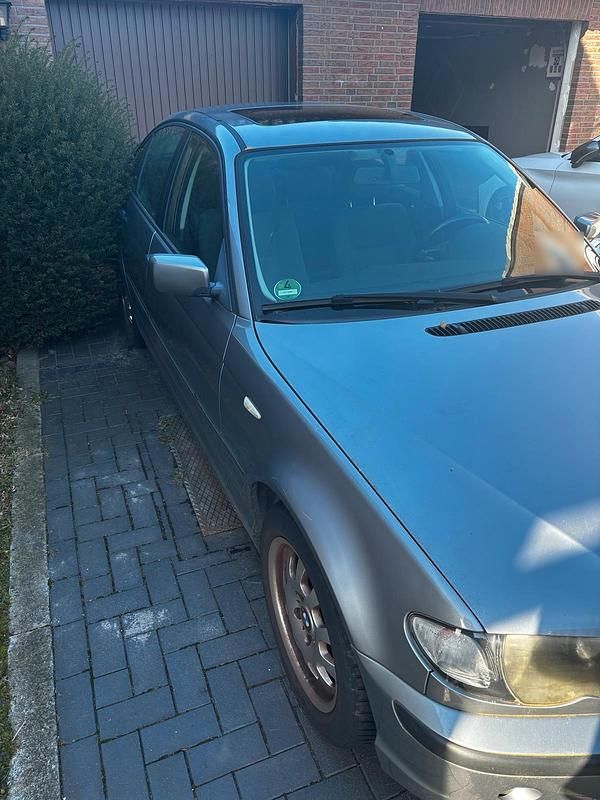 Usado BMW 316 116 HP (85 kW) 2004 Azul Sedan