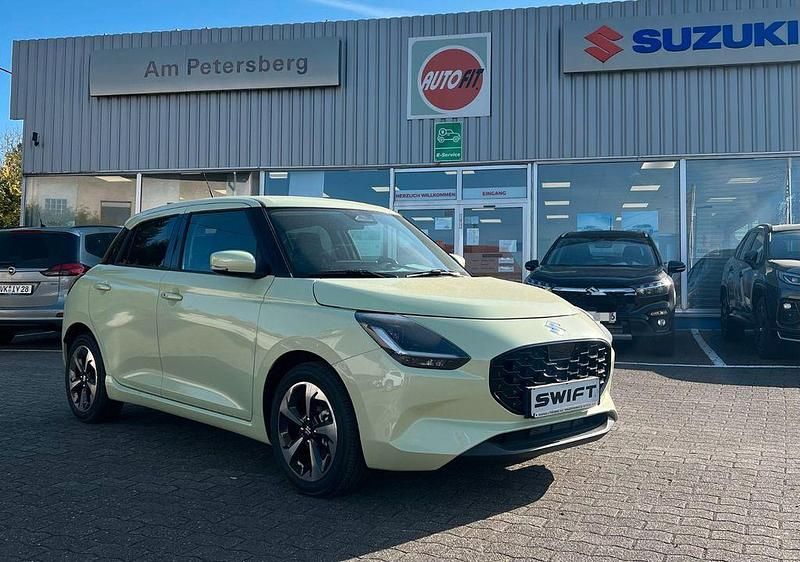 Gebraucht Suzuki Swift Comfort+ 89 PS (65 kW) 2018 Gelb Limousine