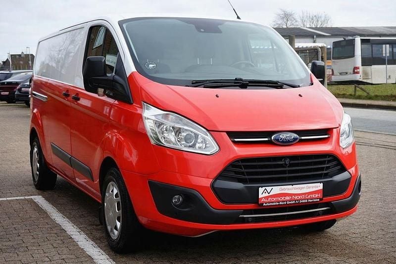 Gebraucht Ford Transit Custom 170 PS (125 kW) 2017 Weiß Van / Kleinbus