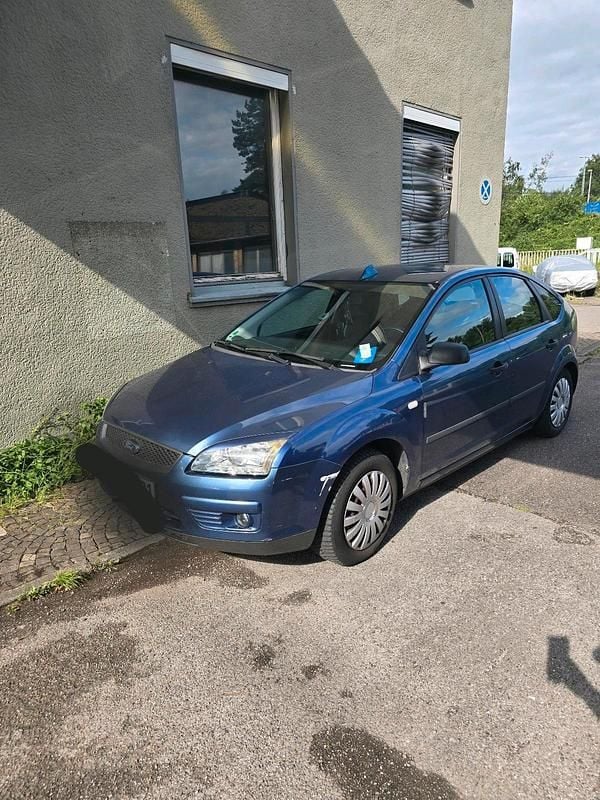 Gebraucht Ford Focus 100 PS (73 kW) 2006 Blau Limousine