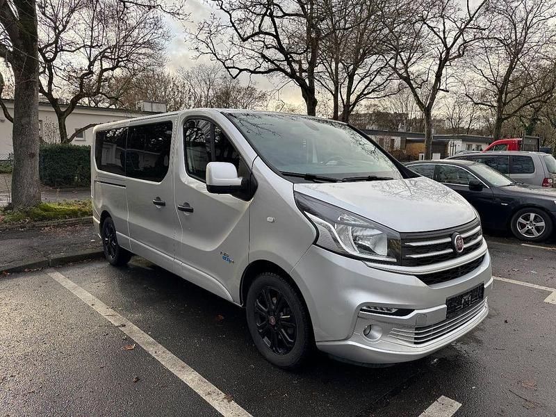 Silber Gebraucht 2016 Fiat Talento Van / Kleinbus | 13.600 € (Etwas zu teuer) - Bild 1/4