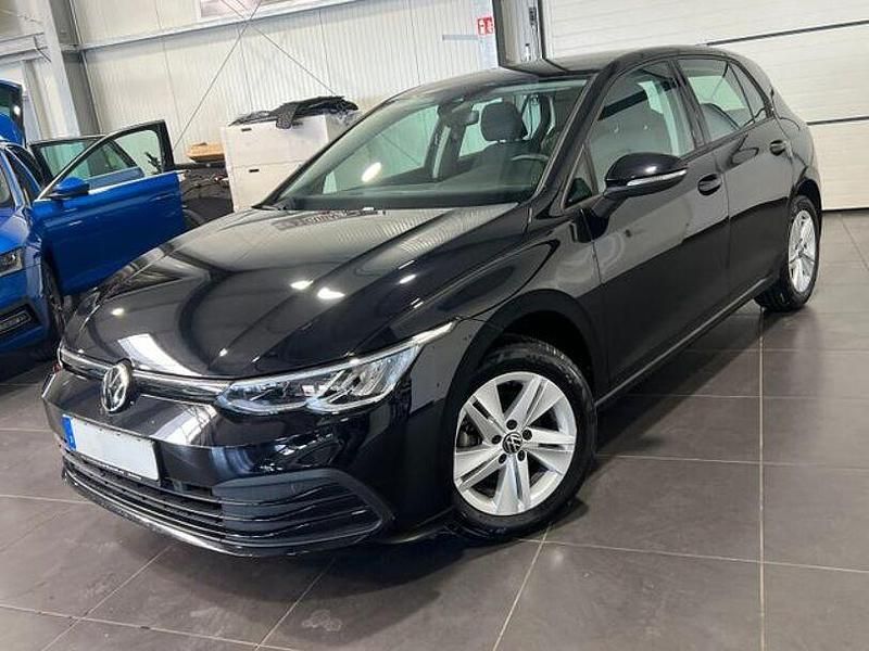 Schwarz Gebraucht 2022 VW Golf VIII Limousine | 20.995 € (Guter Preis) - Bild 1/4