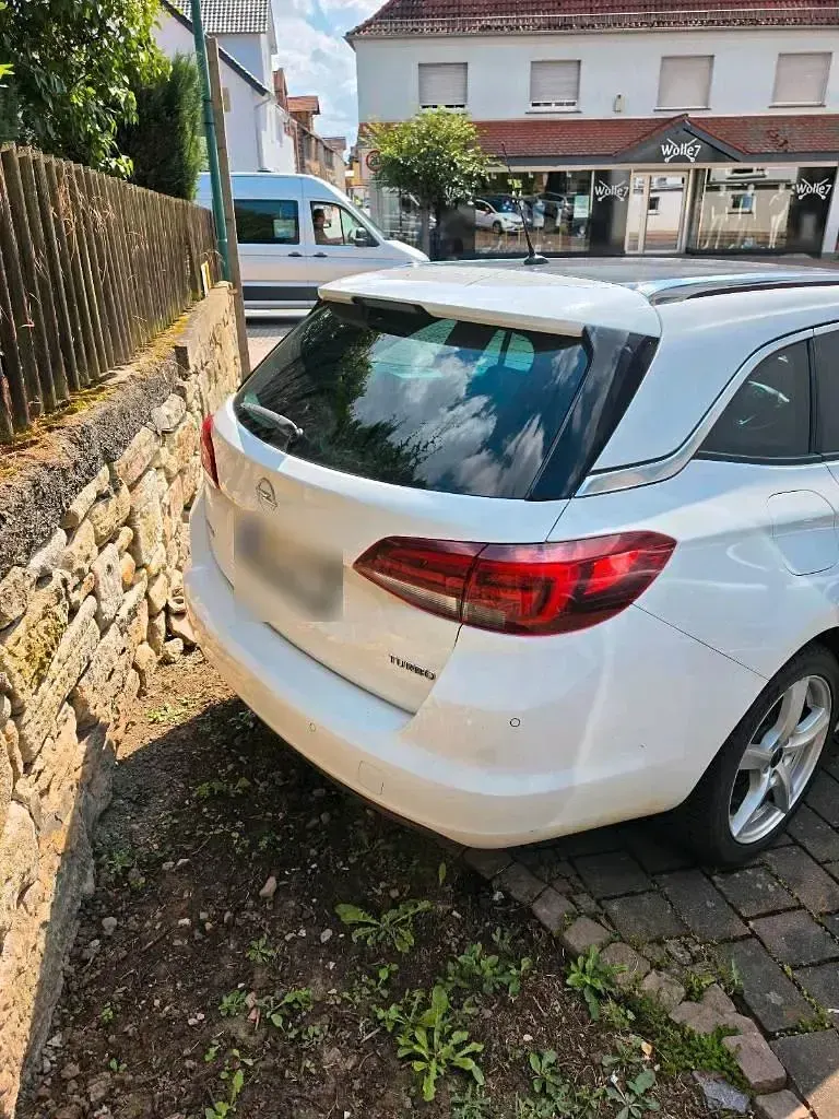 Gebraucht Opel Astra 140 PS (102 kW) 2018 Weiß Kombi