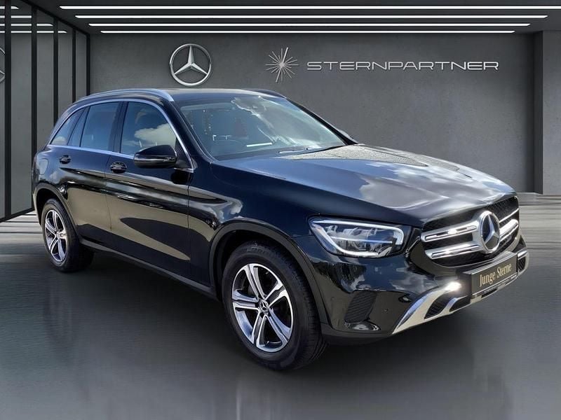 Gebraucht Mercedes GLC220 194 PS (142 kW) 2022 Schwarz SUV