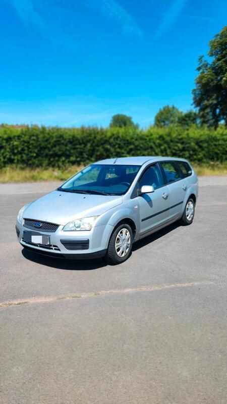 Silber Gebraucht 2006 Ford Focus Kombi | 999 € (Superpreis) - Bild 1/4