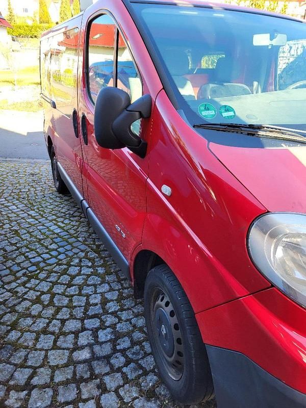 Gebraucht Renault Trafic 2008 Rot Van / Kleinbus
