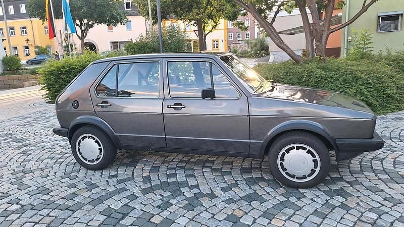 Gebraucht VW Golf I 55 PS (40 kW) 1982 Grau Kleinwagen