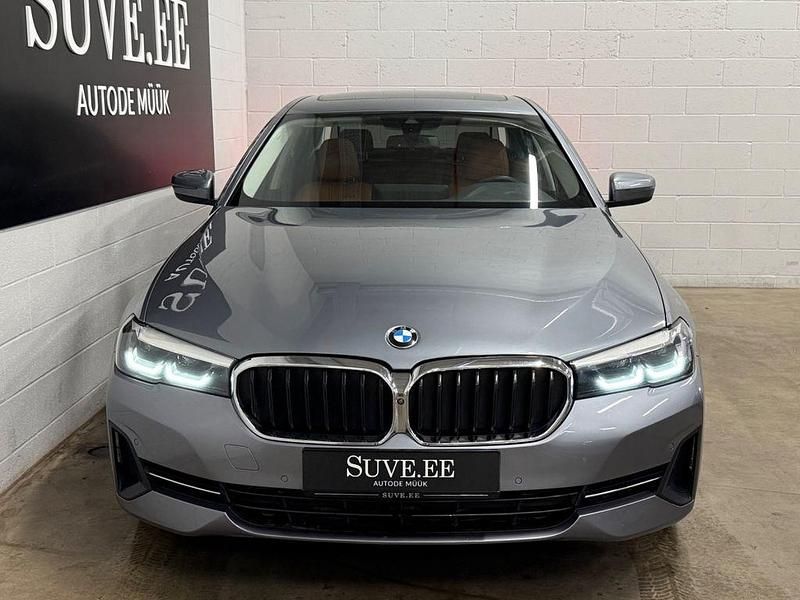 Gebraucht BMW 530e 184 PS (135 kW) 2020 Blau Limousine