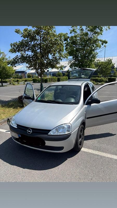 Silber Gebraucht 2001 Opel Corsa Kleinwagen | 350 € (Superpreis) - Bild 1/4