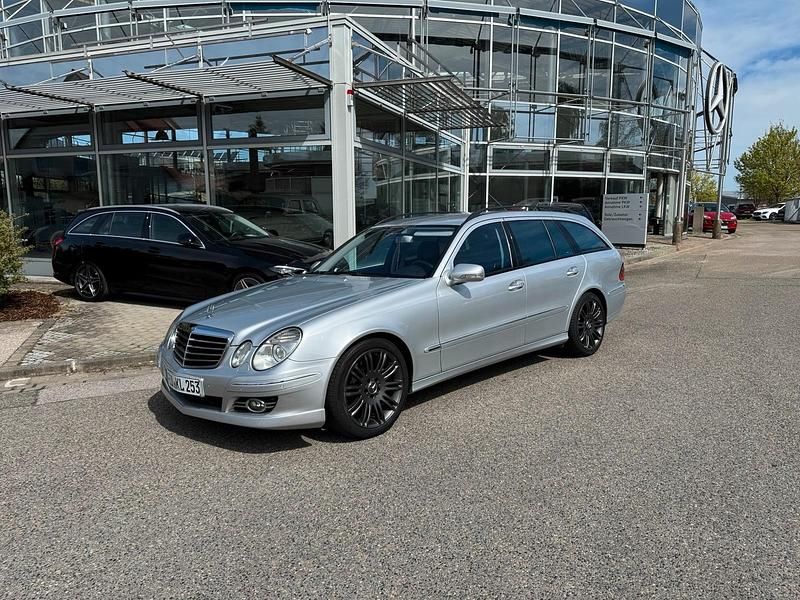 Silber Gebraucht 2007 Mercedes E280 Kombi | 5.800 € (Etwas zu teuer) - Bild 1/4
