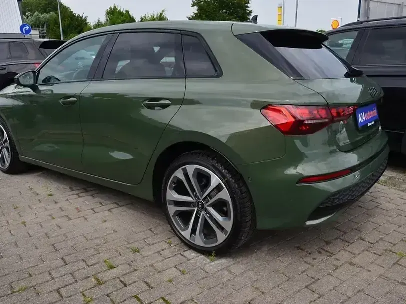 Gebraucht Audi A3 S-Line 116 PS (85 kW) 2025 Grün Limousine