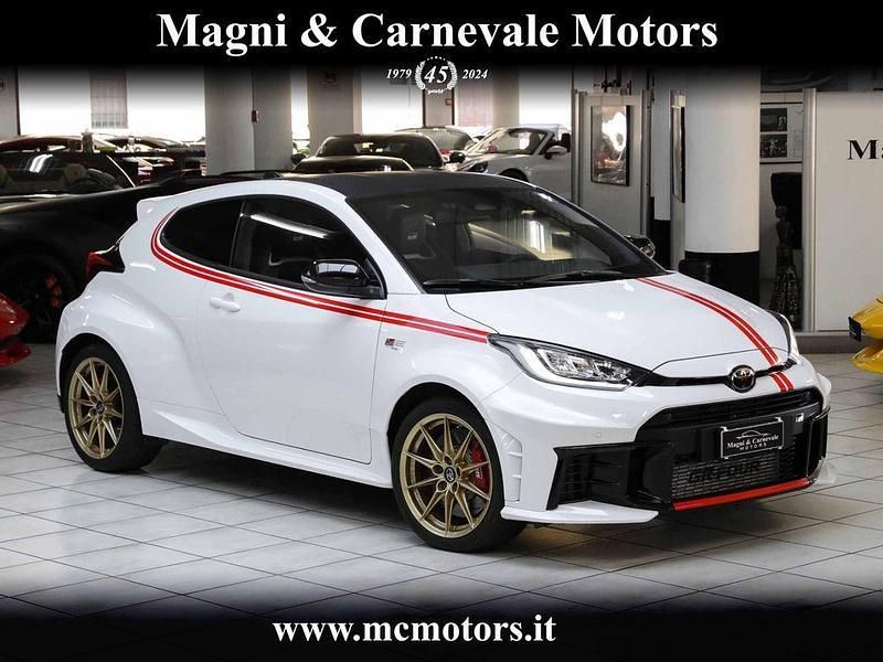 Weiß Gebraucht 2024 Toyota Yaris Limited Limousine | 87.500 € - Bild 1/4
