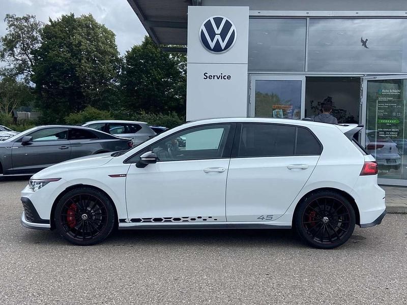 Gebraucht VW Golf VIII Edition 300 PS (220 kW) 2022 Pure white/dach schwarz Limousine