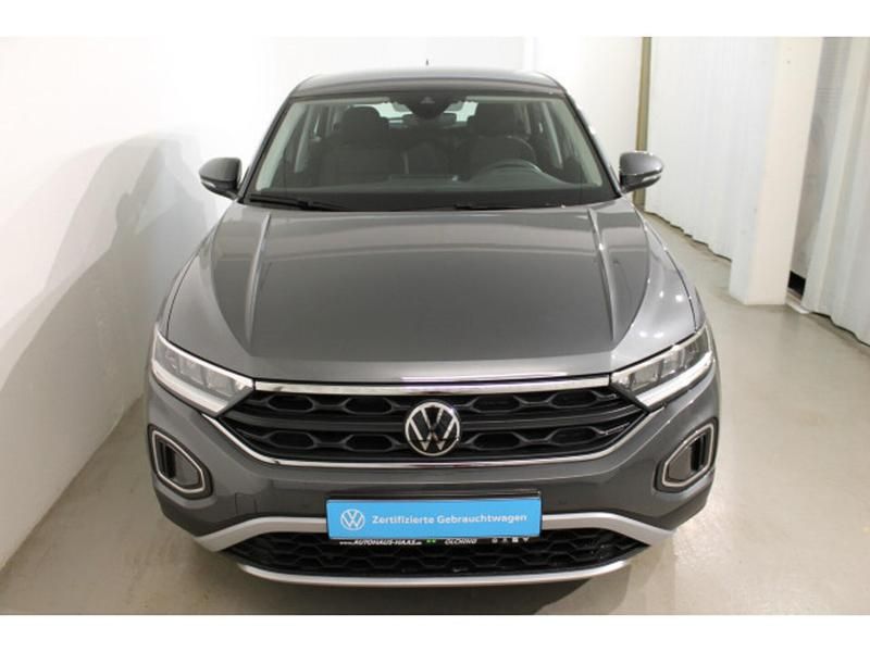 Używany VW T-Roc Basis 116 KM (85 kW) 2025 Szary SUV