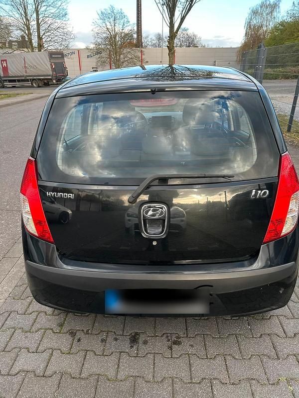 Gebraucht Hyundai i10 67 PS (49 kW) 2008 Schwarz Kleinwagen