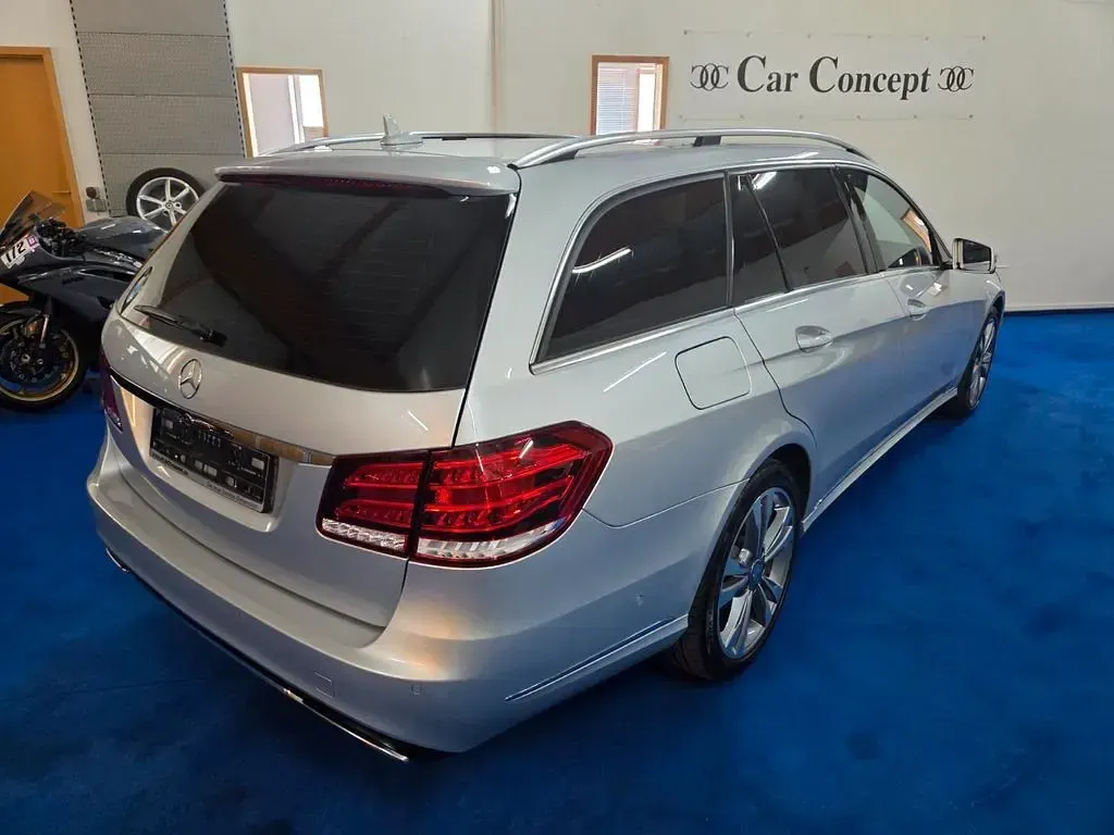 Gebraucht Mercedes E350 258 PS (189 kW) 2015 Silber Limousine