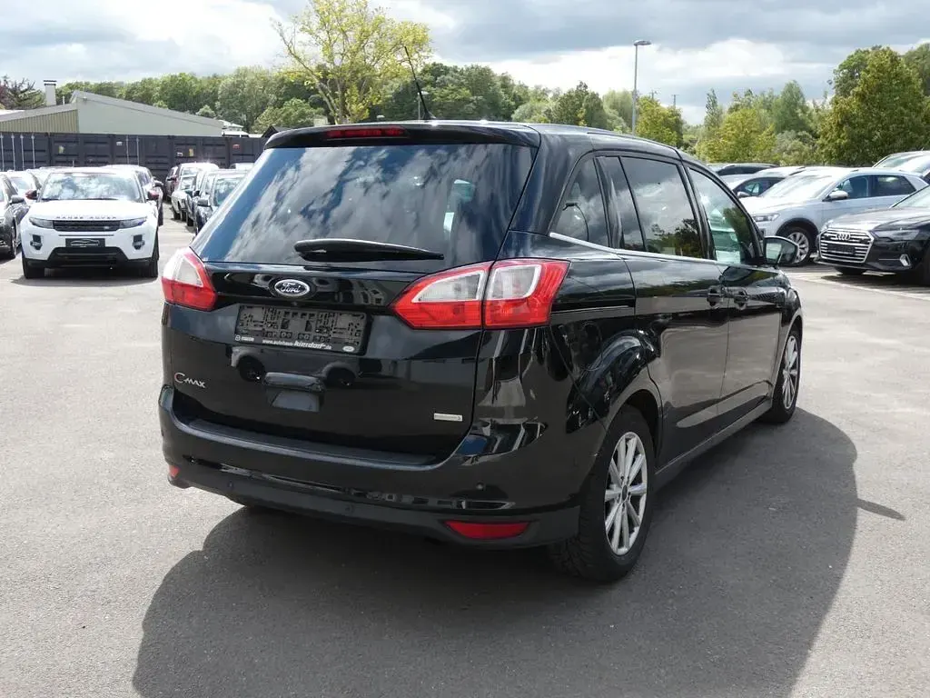 Używany Ford Grand C-Max Titanium 150 KM (110 kW) 2016 Czarny Minivan