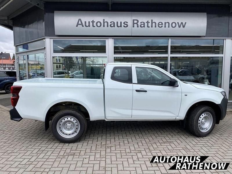 Neu Isuzu D-Max 163 PS (119 kW) 2026 Splash white Pickup