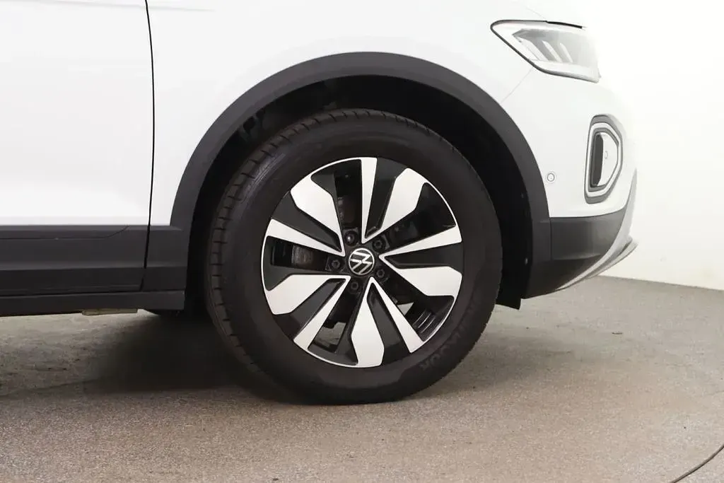 Gebraucht VW T-Roc Move 150 PS (110 kW) 2023 Pure white SUV