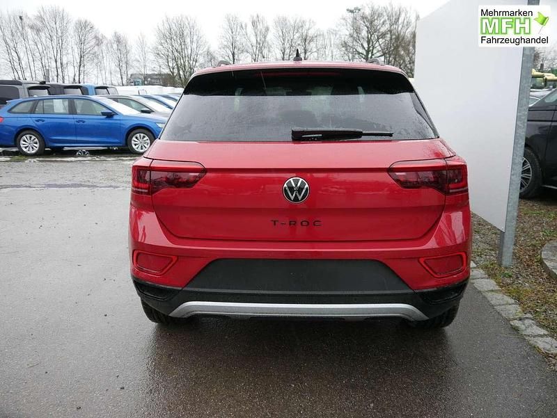 Neu VW T-Roc Style 150 PS (110 kW) 2025 Kings red metallic/dach s... SUV