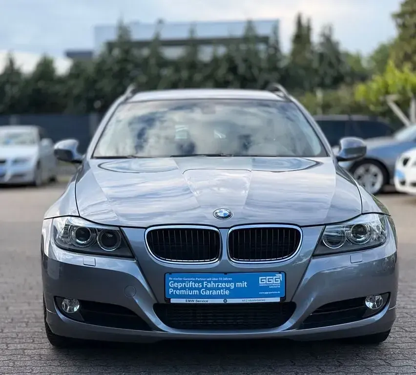 Gebraucht BMW 320 Cabriolet Performance 177 PS (130 kW) 2009 Grau Cabrio